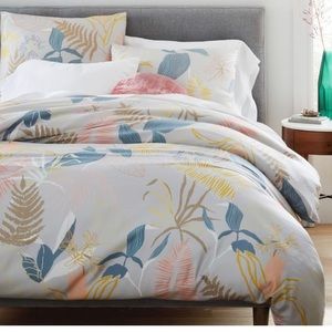 West Elm Queen Duvet Cover